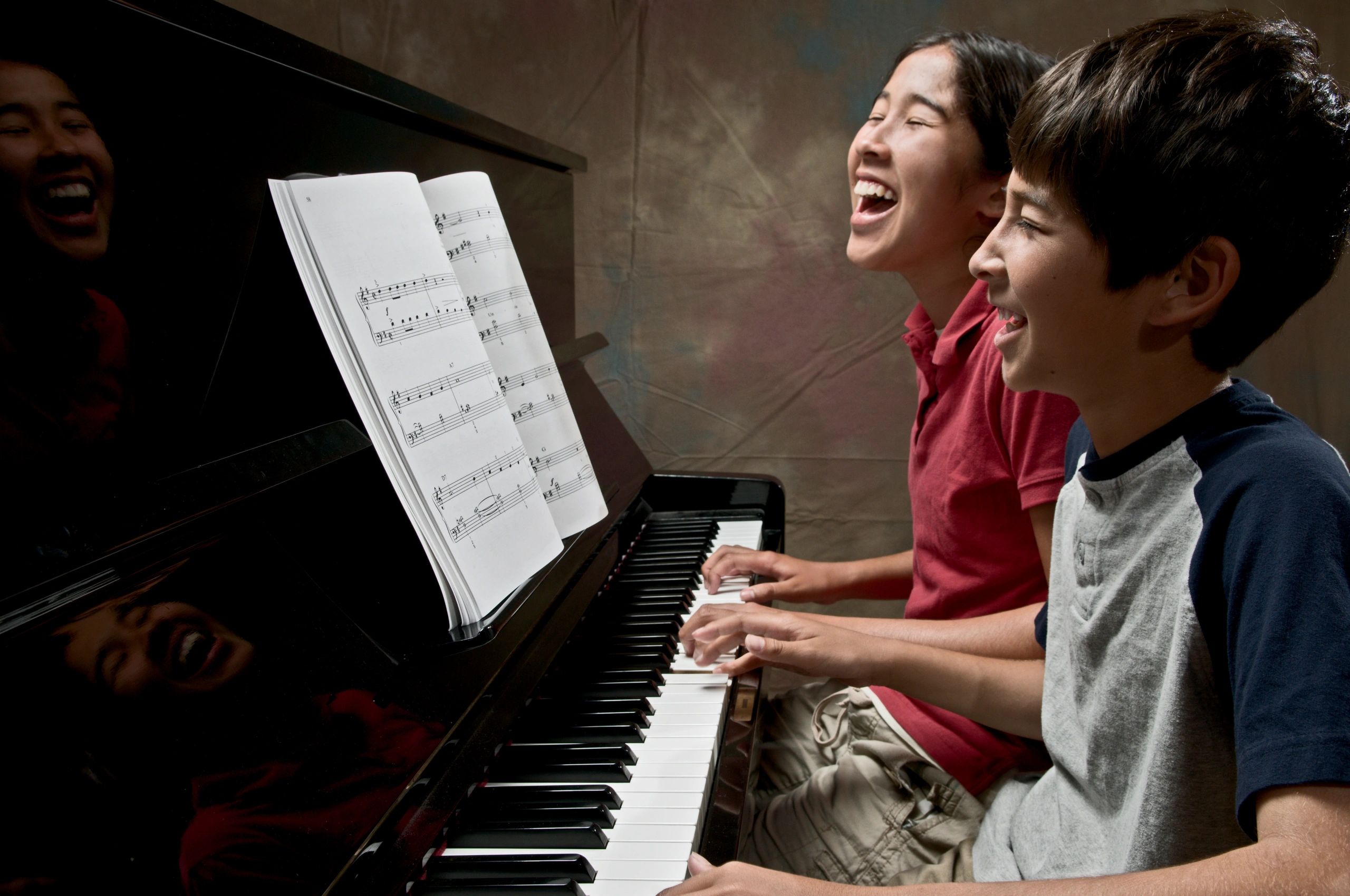 Group piano class